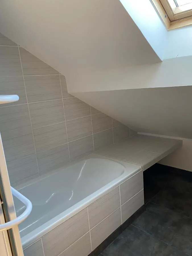 Appartement 14 Couchages Vallee Du Gresivaudan La Buissiere  0*, La Buissiere (Isere)